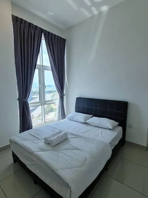 Southbay Seaview Condo A10 #10Minqueensbay #15Minspice 峇六拜