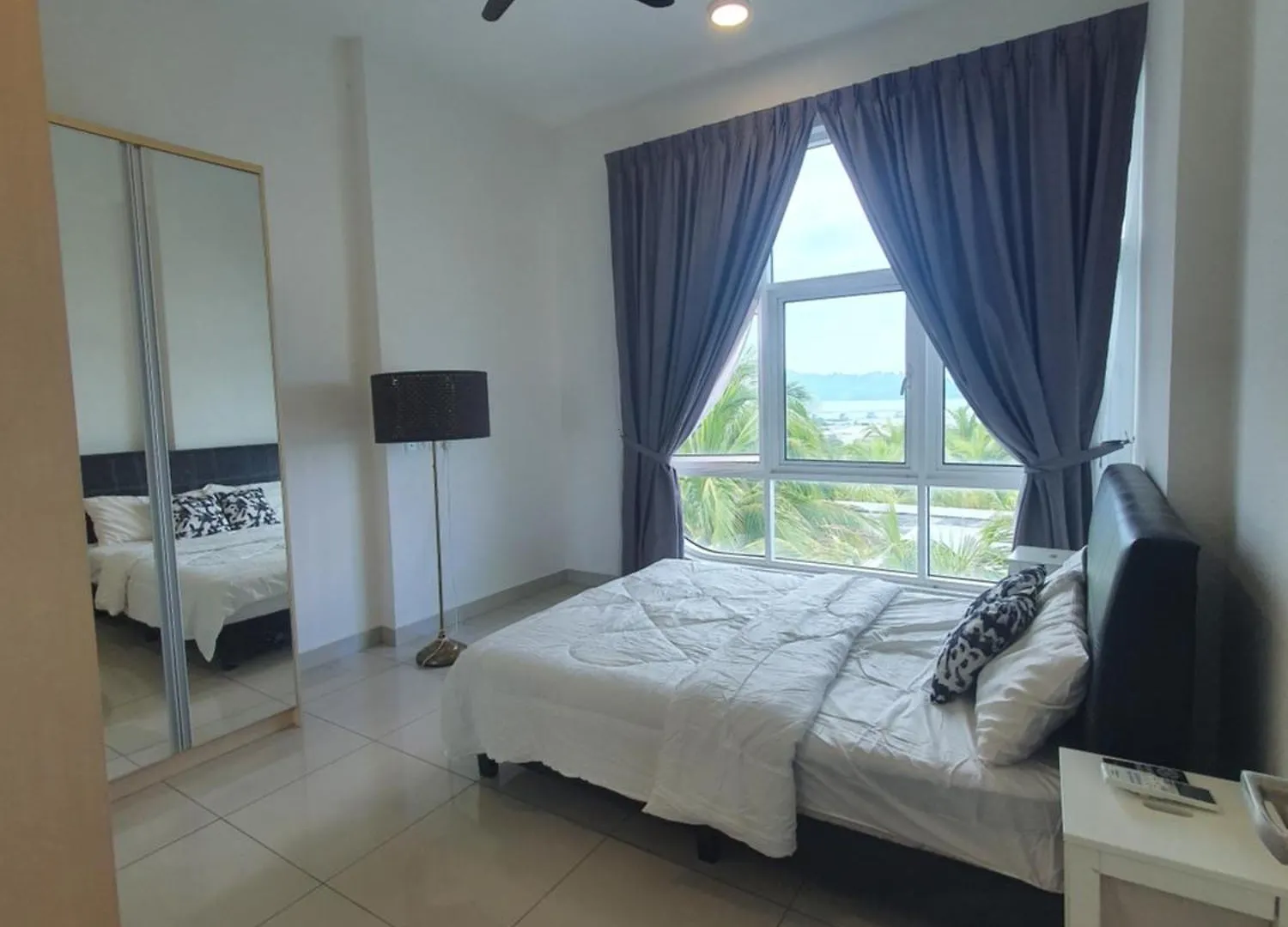 Southbay Seaview Condo A10 #10Minqueensbay #15Minspice 峇六拜