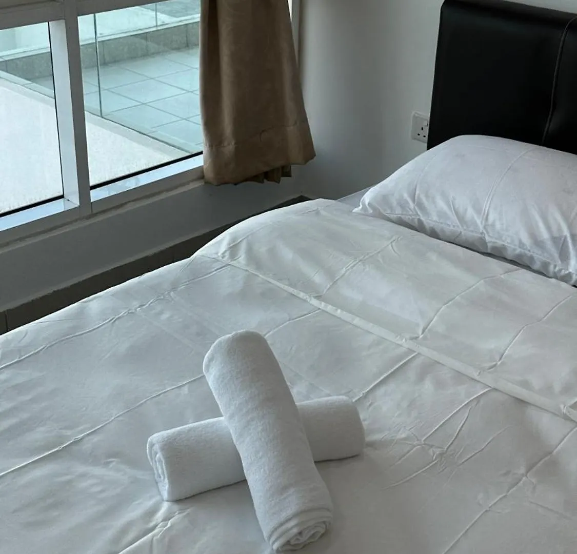 Southbay Seaview Condo A10 #10Minqueensbay #15Minspice 峇六拜 公寓