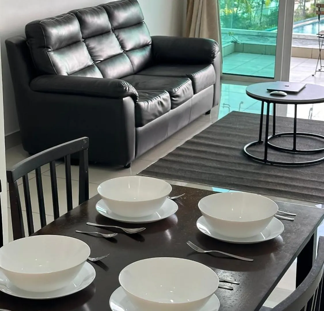 Southbay Seaview Condo A10 #10Minqueensbay #15Minspice 峇六拜 公寓